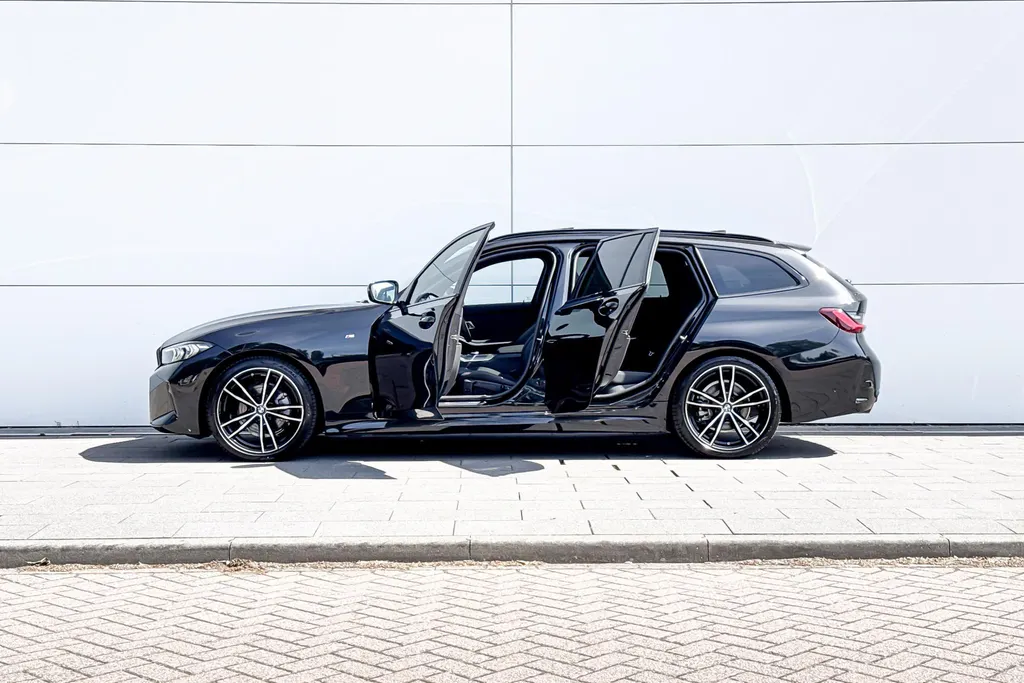BMW 3 Serie Touring 320i M-Sport Pro