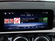 Mercedes-Benz A-Klasse 250 e Star Edition Luxury Line l Keyless l Achteruitrij camera l Stoelverwarming l Leder
