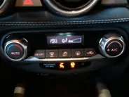 Nissan Juke 1.0 DIG-T N-Connecta *Navi via Carplay*Camera*Climate Control*Trekhaak*Keyless Entry*LM.Velgen*1ste eigenaar!