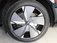Nissan ARIYA Evolve 66 kWh | 20 inch wielen | Ceramic coating |22 kW ingebouwde lader | Electrische stoel en stuur verstelling | Navigatie | Stoel geheugen | shuif/kanteldak | Stoel verwarming en verkoeling | Zeer mooie auto |