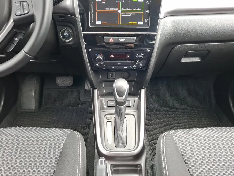 Suzuki Vitara 1.5 Hybrid Select Rhino Edition automaat | Hoge instap | Navigatie | Stoelverwarming | Adaptieve cruise control