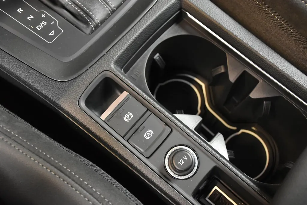 Audi Q3 35 TFSI S Edition S-Line |Virtual Cockpit |Trekhaak |50dkm