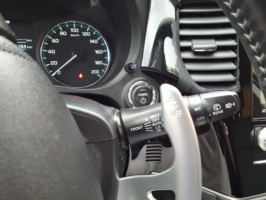 Mitsubishi Outlander 2.4 PHEV Pure Automaat | Trekaak | Andriod/Apple car play