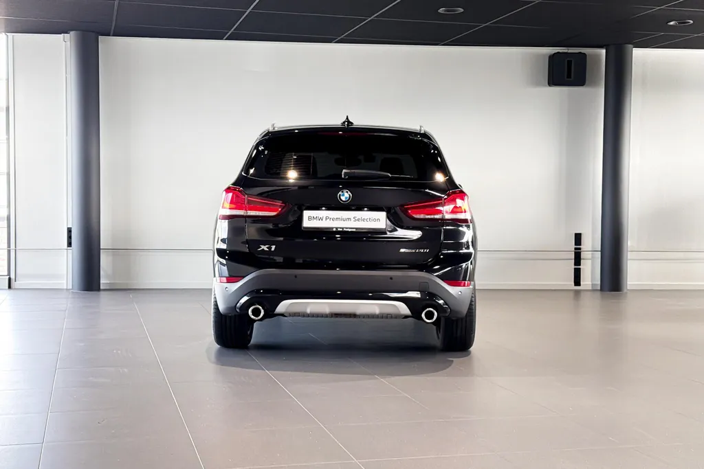BMW X1 sDrive20i Business Edition Plus