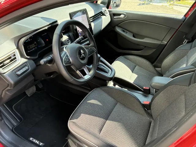 Mitsubishi Colt 1.6 HEV Intense+ | All Seasons
