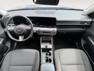 Hyundai Kona 1.6 GDI HEV Comfort Smart | Stuur-/ Stoelverwarming | Climate Control | Navigatie | Achteruitrijcamera | Parkeersensoren voor en achter | Apple Carplay/ Android auto |