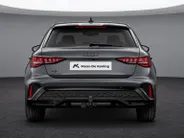 Audi A3 e-hybrid S edition 204 PK · Afneembare trekhaak · Optiekpakket zwart plus · Privacy glas
