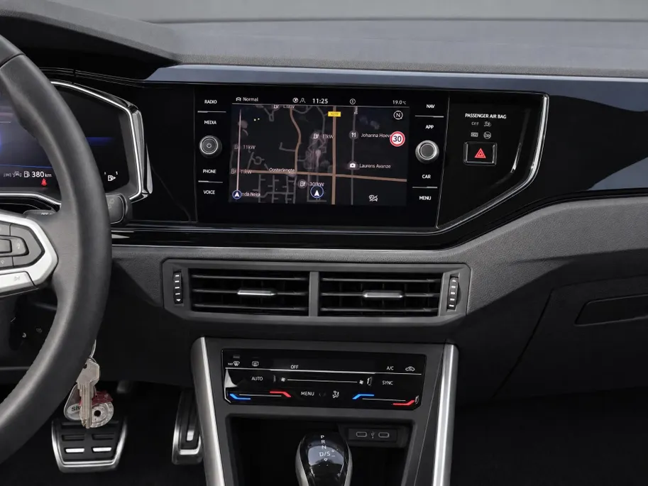 Volkswagen Polo 1.0 TSI 50 Edition 7 versn. DSG · Achteruitrijcamera · IQ.Light LED Matrix ·  Apple/Android Car Play ·  ACC ·  Navigatie ·  16'Velgen ·  Climatronic · draadloze telefoonlader · Assistance Pakket