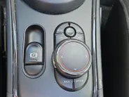 MINI Countryman 1.5 Cooper S E ALL4 Chili Automaat | Harmon Kardon audio | Navigatie  | Schuif/kantel dak | Parkeersensoren v + a | Head up display