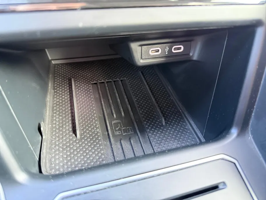 Volkswagen Taigo 1.0 TSI R-Line *Automaat*Navi via Carplay*Camera*Parkeersensoren*Climate Control*LM.Velgen*Zeer nette auto!
