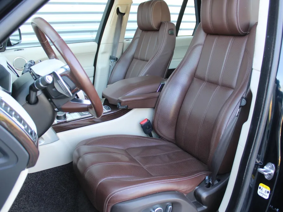Land Rover Range Rover 4.4 SDV8 Autobiography | Uniek 4.4 V8 | Nieuwstaat | Elek. trekhaak | Luchtvering | Stuur-/voorruit-/stoelverwarming + ventilatie | Massage-/geheugenstoelen | Leer | Schuifdak | 360 Camera | 21' LM |