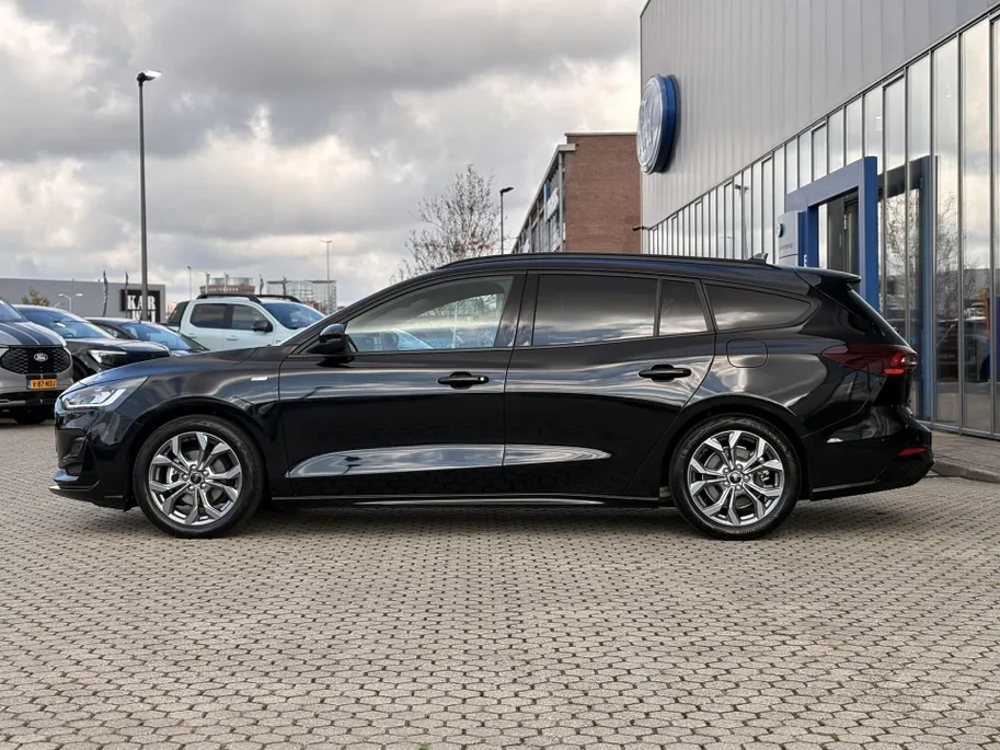 Ford Focus Wagon 1.0 EcoBoost 125PK Hybrid ST Line GROOT NAVIGATIE WINTERPAKKET