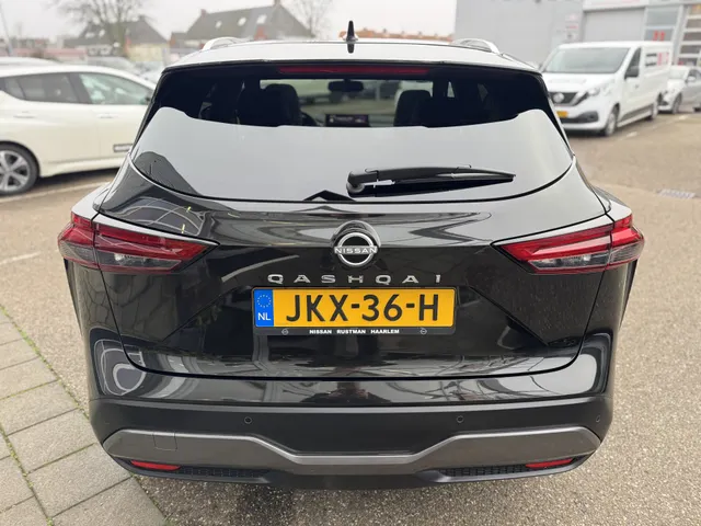Nissan QASHQAI 1.3 MHEV Xtronic Tekna Plus op 19'All-Season Leder pano