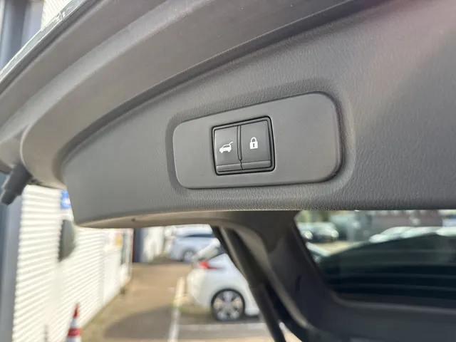 Nissan QASHQAI 1.3 MHEV Xtronic Tekna Plus