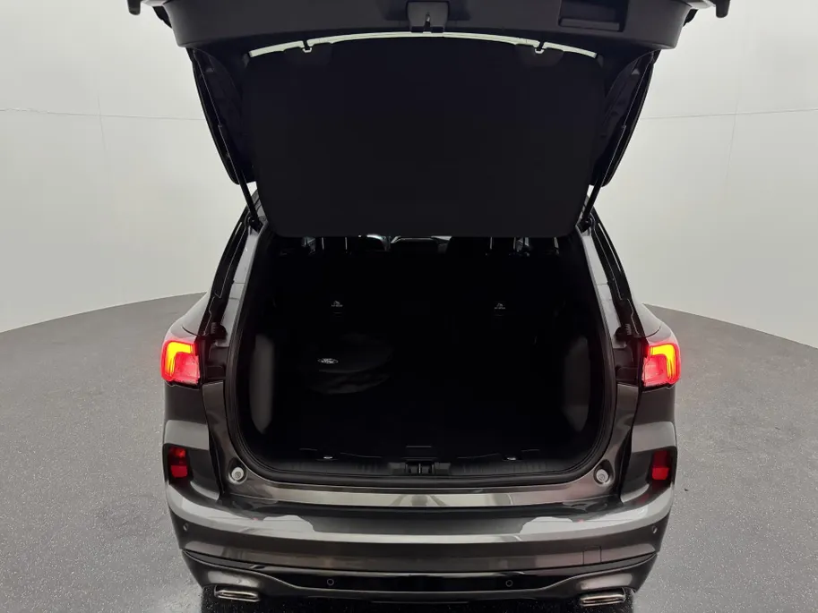 Ford Kuga 2.5 PHEV ST-Line | 225 pk | Winterpack |