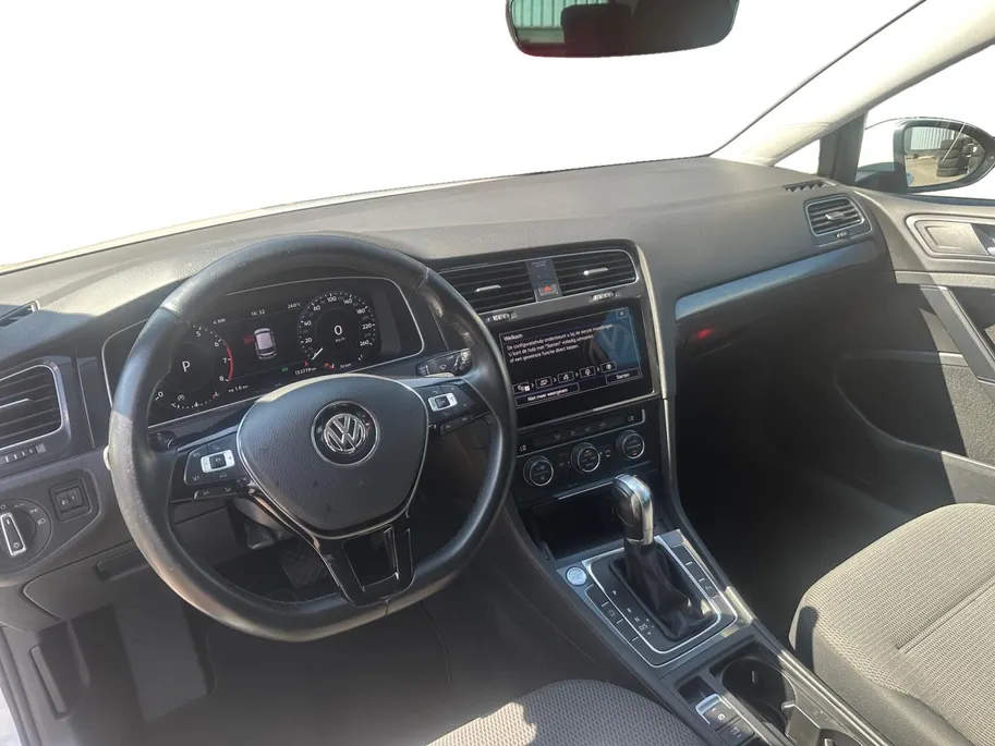 Volkswagen Golf 1.0 TSI Comfortline | Automaat | Carplay | keyless| Cruise | Camera |