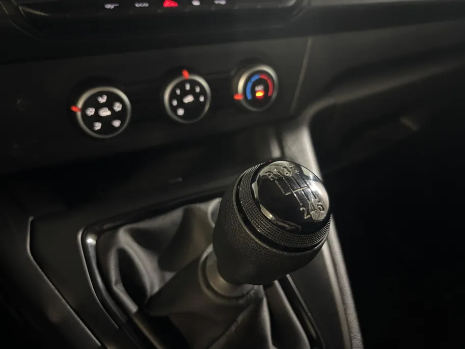 Renault Kangoo 1.5 - 75PK Blue dCi Comfort L1 | BPM VRIJ | 1e eigenaar | Camera | Parkeersensoren | Apple CarPlay/Android Auto | Navi | Airco | Licht & Regen Sensor |