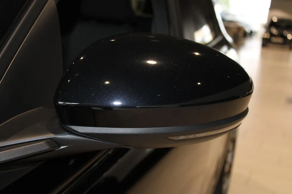 Nissan Micra ENGAGE 40 kWh | 100% electrisch | Parkeersensoren achter | Apple carplay & Android auto | Climate controle | Cruise controle | Bluetooth |