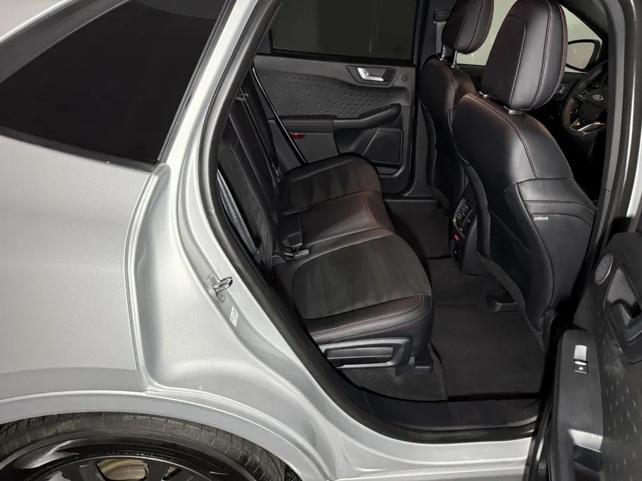 Ford Kuga 2.5 PHEV ST-Line 225 PK | Winterpack | 18' Lichtmetalen Velgen