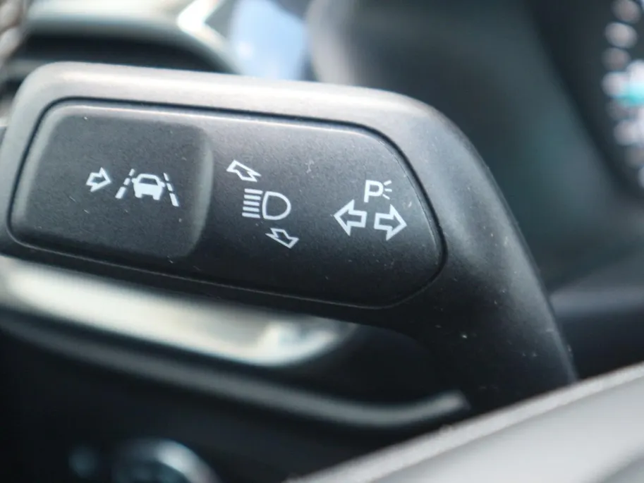 Ford Puma 1.0 EcoBoost Hybrid Titanium 125 PK | Winterpack | Navigatie | Achteruitrijcamera | NL Auto |