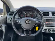 Volkswagen Polo 1.0 Bluemotion Edition | NL auto | Automaat | Parkeersensoren voor en achter | 15' lichtmetalen velgen | Cruise control | Airco | Elektrische ramen voor en achter | Bluetooth | Bovag garantie |