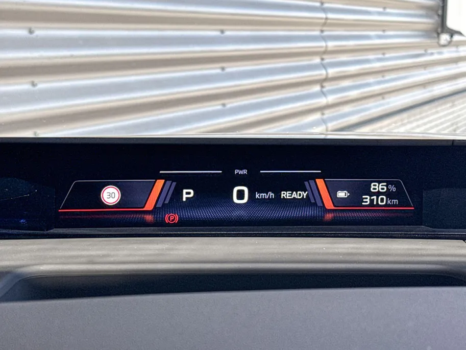BMW iX3 40 eDrive 83 kWh