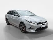 Kia Ceed Sportswagon 1.0 T-GDi Design Edition | JBL | Carplay | Camera | Navigatie | Stoelverwarming | Doedehoek Detectie |Fabrieksgarantie  t/m  1-7-2032 + 3x 1 jaar*| NAP