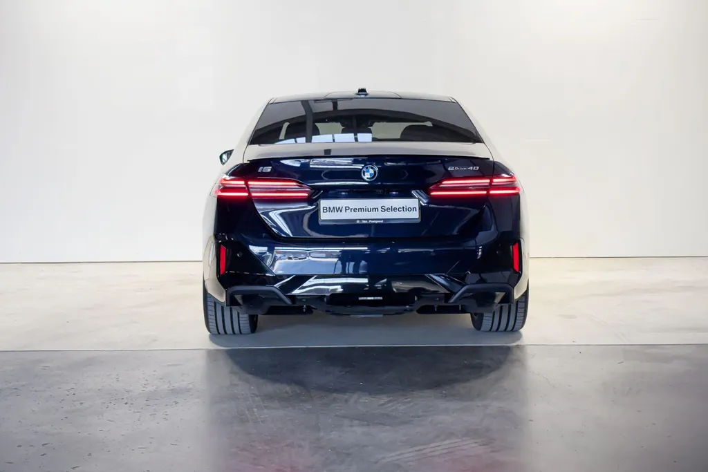 BMW i5 Sedan eDrive40 M Sportpakket Pro Comfort