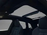 Audi Q5 2.0TFSIe-hybrid 220kW/299PK quattro S Line · Panoramadak · Leder · 360gr Camera · Drive select · Trekhaak · Garantie t/m 21-05-2030 of 120000km