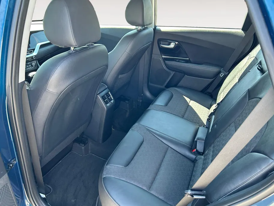 Kia Niro 1.6 GDi Hybrid DynamicLine | Navi | Camera | Climate control