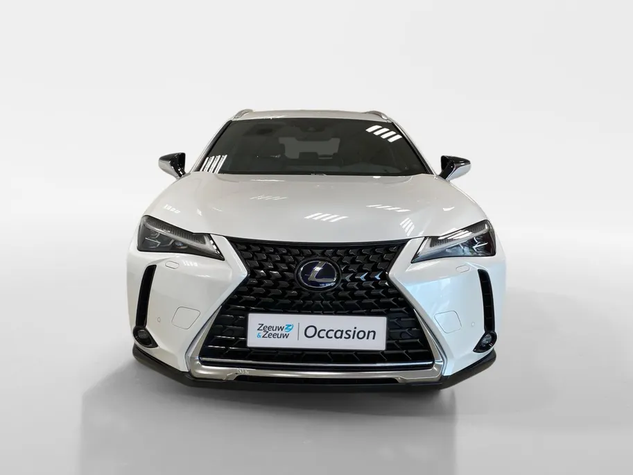 Lexus UX 250 HYBRID | FIRST EDITION | TREKHAAK | NL-AUTO |
