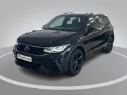 Volkswagen Tiguan 1.4TSIeHybrid 180kW/245PK R-Line Black Style · Dodehoeksensoren ·  Navigatie · Parkeersensoren · Apple/Android Car Play ·