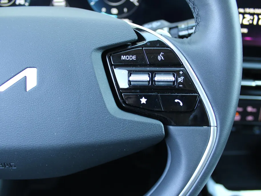 Kia Niro 1.6 GDi Hybrid DynamicLine | Camera | Cruise adapt. | Clima | 16' LM | Navi | Keyless |