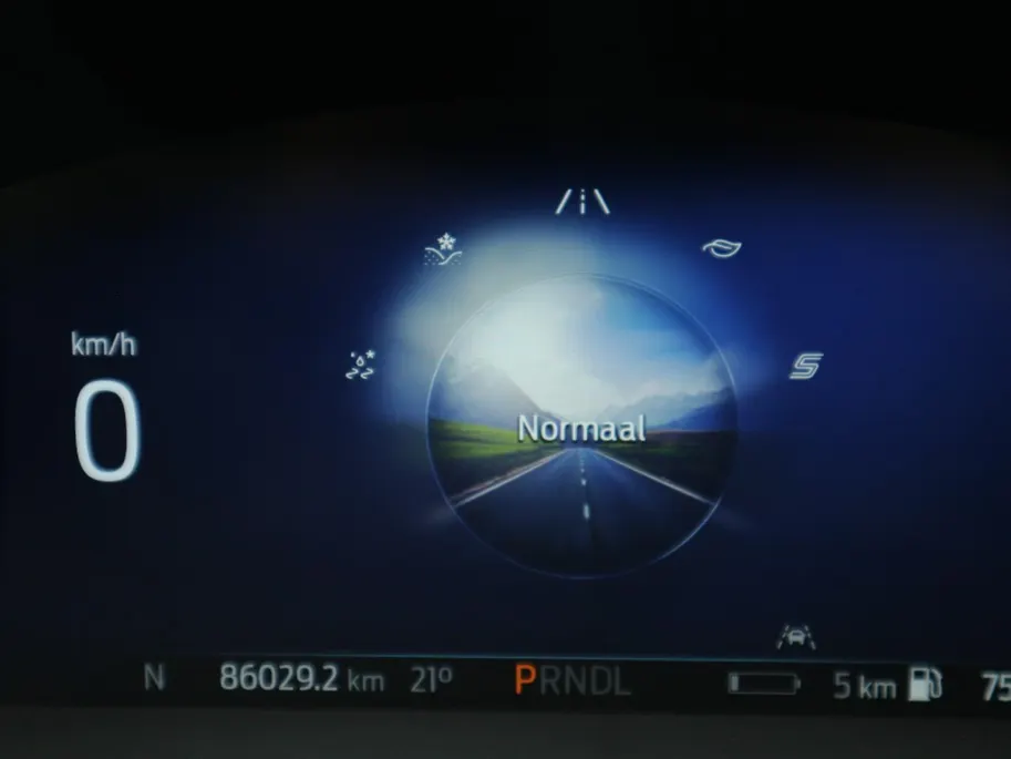 Ford Kuga 2.5 PHEV Vignale | TREKHAAK | PANO | HUD | ADAP CRUISE | WINTER |