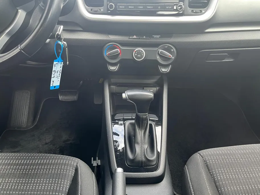Kia Stonic 1.0 T-GDi MHEV DynamicLine | Automaat | Apple CarPlay & Android Auto | Trekhaak | Parkeercamera