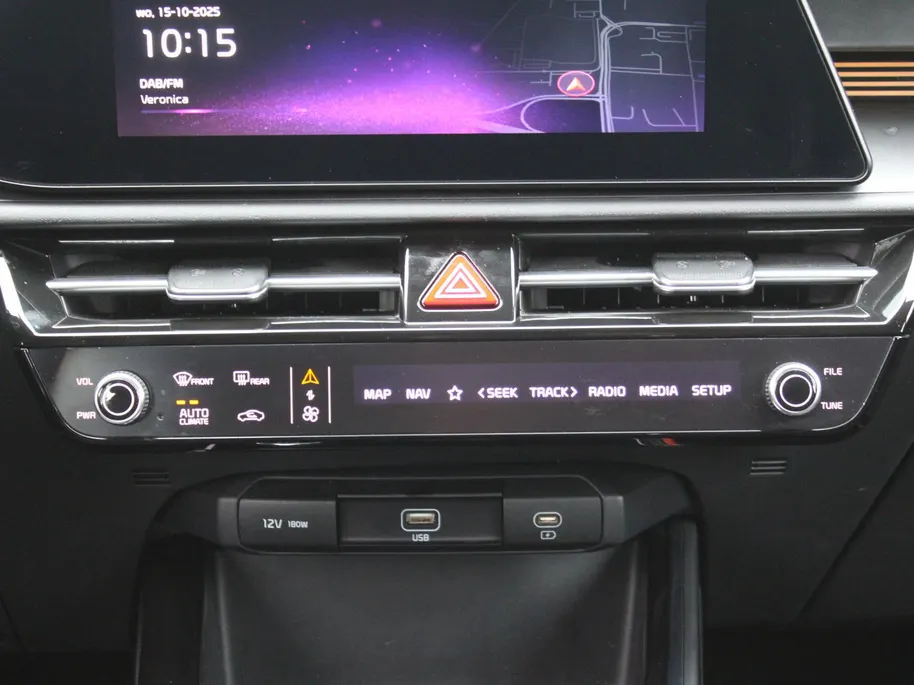 Kia Niro EV DynamicLine 64.8 kWh | Clima | Camera | Cruise adapt. | Apple Carplay/Android Auto | Navi | 17' LM |