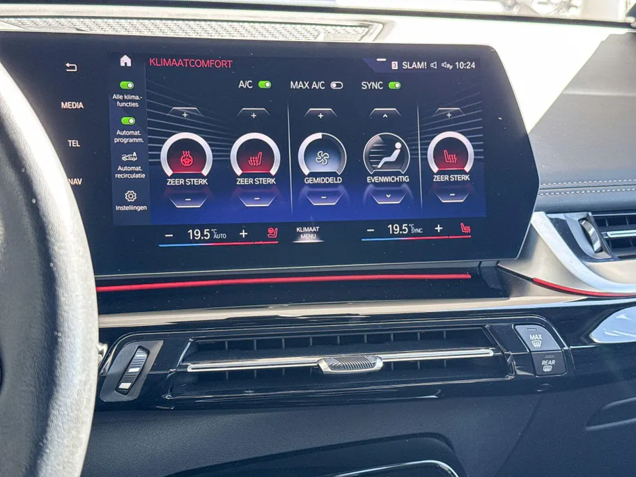 BMW iX1 xDrive30 Launch Edition 67 kWh