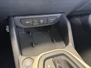 Kia K4 Sportswagon 1.0 T-GDi MHEV GT-Line Launch Edition (pano) Dodehoekassistentie | Kruisend verkeersassistentie achter | Uitstapwaarschuwing | Stoel + stuurwielverwarming
