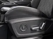 Audi Q6 e-tron S edition Quattro 100 kWh 387pk · SOH 97,1% · Panoramadak · 360 Camera · Wegklapbare Trekhaak · Elek. Voorstoelen · Kuipsport stoel · 20'' Inch · Garantie t/m 23-04-2030 of 100.000km