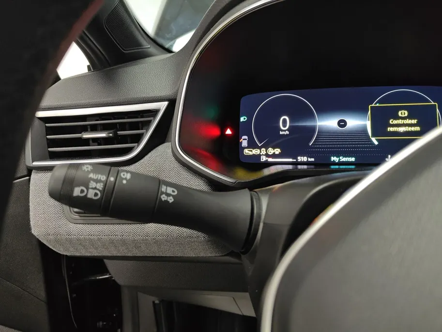 Renault Clio 1.0 TCe 90 GPF techno NAVI AIRCO CRUISE CONTROLE APPLE CARPLAY ANDROID AUTO DEALER ONDERHOUDEN ZEER MOOIE AUTO 12 MAANDEN GARANTIE
