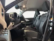 Suzuki Swift 1.2 Select Smart Hybrid | Apple Carplay/Android Auto | Achteruitrij Camera | Adaptive Cruise Control | All-Season | BLISS | LED | LMV 16' | Stoelverwarming |