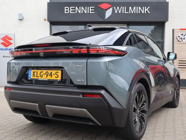 Toyota C-HR+ Executive AWD 77 kWh | Executive Plus Pack |