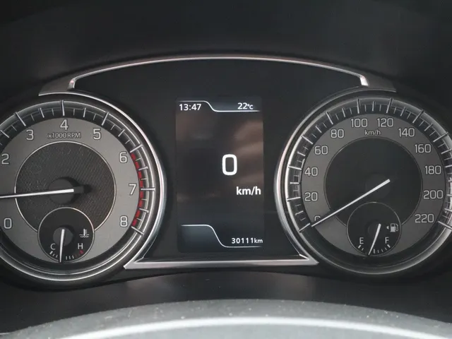 Suzuki S-Cross 1.4 BoosterJet Style Hybrid All Seasons | 360 camera | Leder