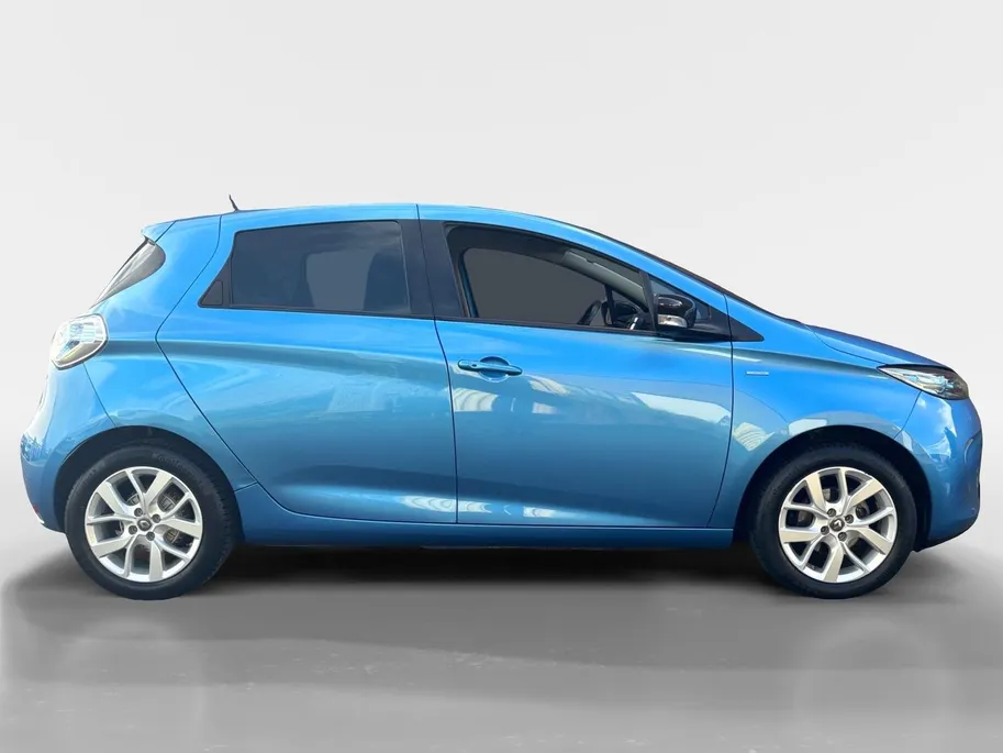 Renault ZOE R110 Iconic 41 kWh | Koop accu | Achteruitrijcamera | Stoelverwarming | Bluetooth