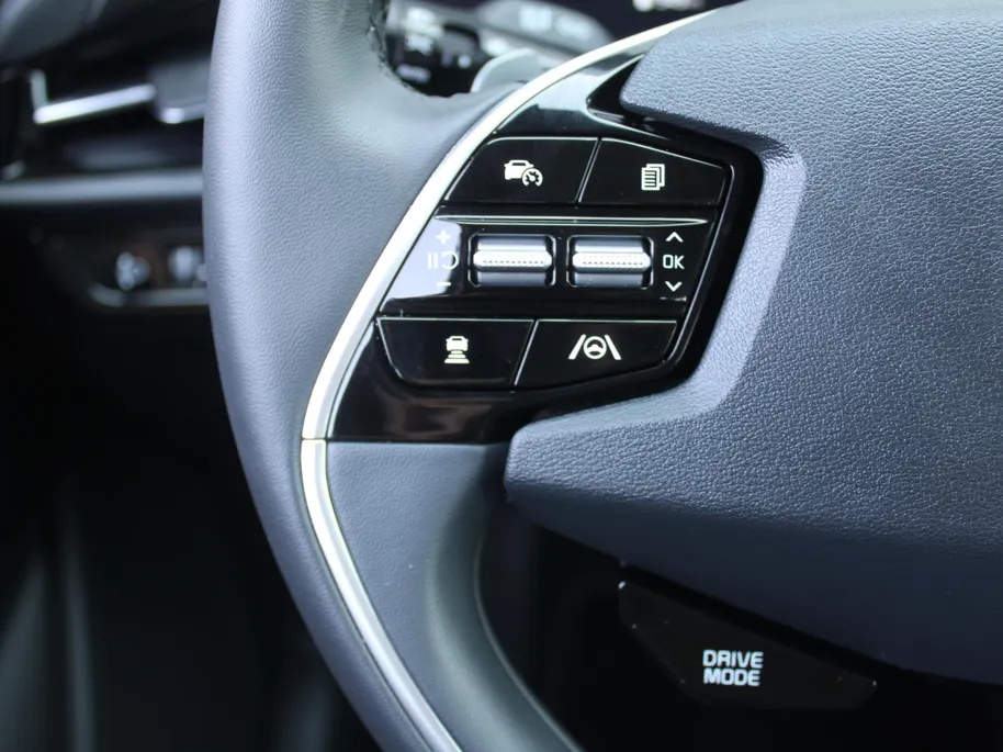 Kia Niro 1.6 GDi Hybrid DynamicLine | Camera | Clima | Cruise | Navi | 16" LM | Keyless | Apple Carplay/Android Auto | Weinig km! |