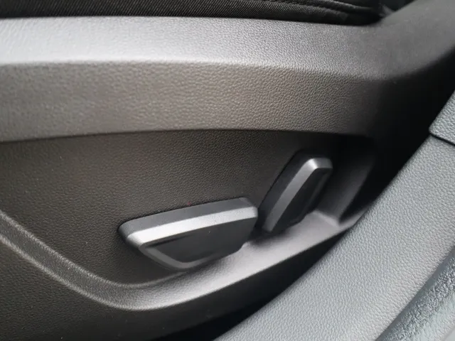 Mitsubishi Grandis 1.8 HEV Instyle Panodak | Harman Kardon | Leder