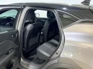 Renault Captur 145PK E-Tech Full Hybrid Engineered Automaat | 1e Eigenaar | Adaptieve Cruise Control | Apple Carplay/Android Auto | Camera | Parkeersensoren | Climate Control | Keyless | Digital Cockpit | Stuurwiel Verwarming |
