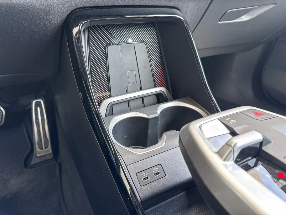 BMW iX1 eDrive20 67 kWh