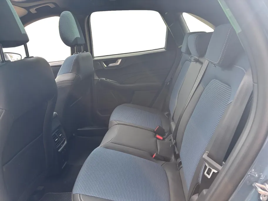 Ford Kuga 2.5 PHEV BlueCruise Edition | Direct leverbaar in Blue / Grey / Silver | € 4000 korting | Snel Rijden | B&O Audio | Panoramdak | 20 inch LMV