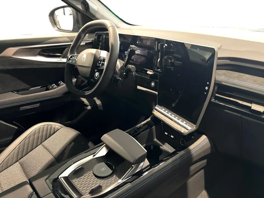 Renault Austral 1.2 E-Tech full hybrid 200 esprit Alpine Direct uit voorraad leverbaar | 5 jaar garantie | financiering tegen 2.9% rente | Renault Den Haag |